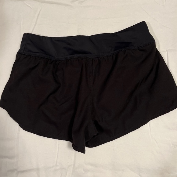 Nike running shorts, built in underwear, super flowy and comfortable - Picture 2 of 2